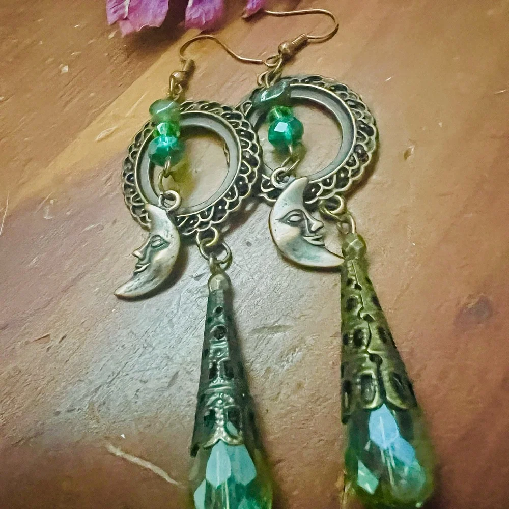 Moon in Green Gatsby Crescent Moon Dangle Earrings - Picture 3 of 3